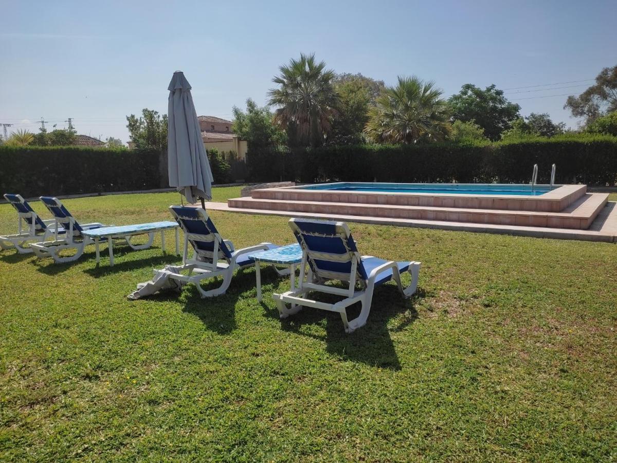 La Casita Villa การ์โมนา ภายนอก รูปภาพ
